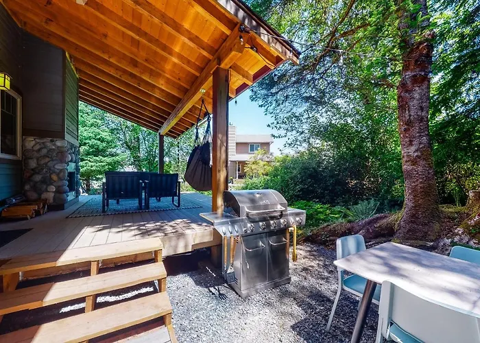 Creekside Retreat